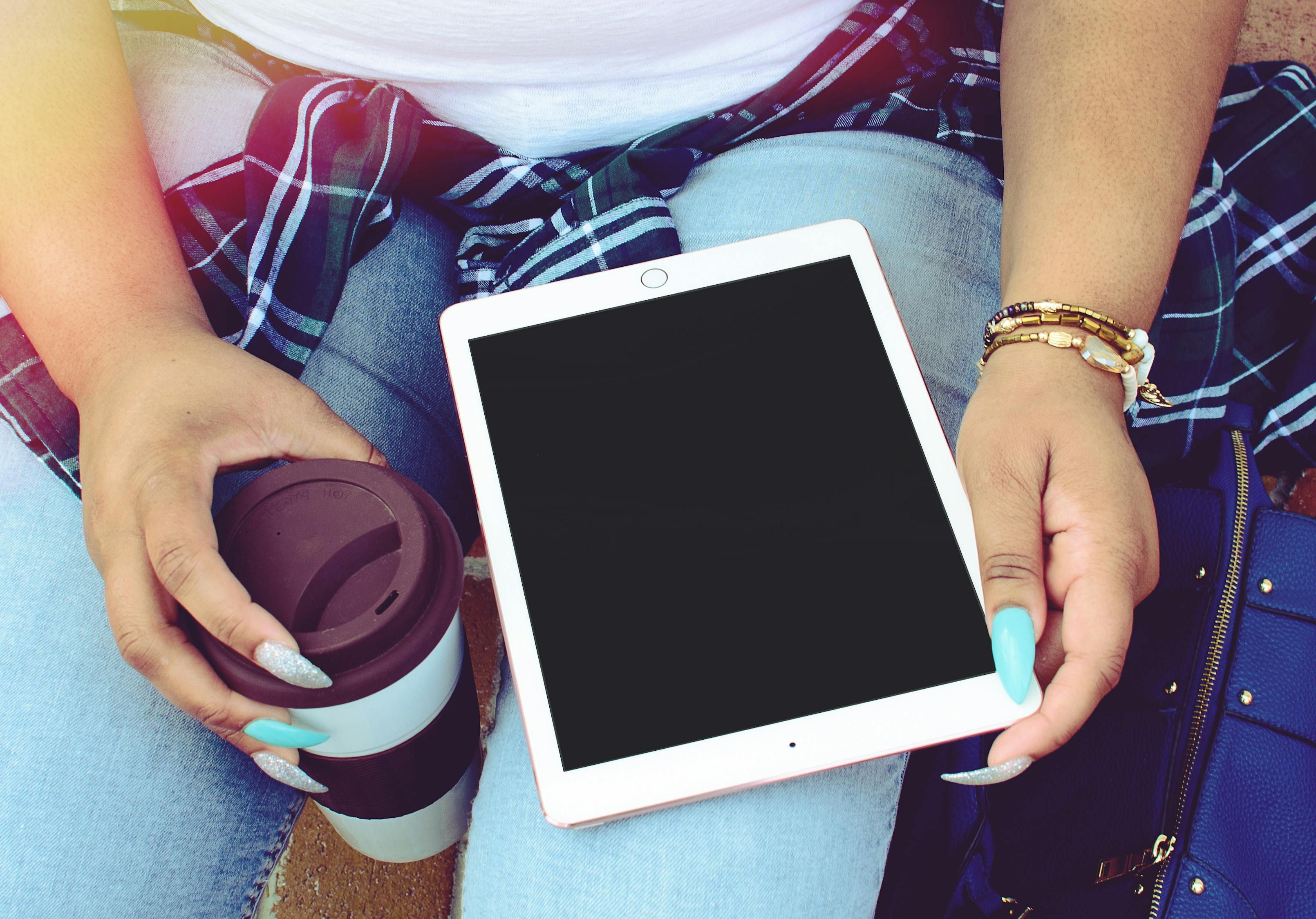 最新款ipad是什么时候发布的，最新款iPad发布时间揭秘