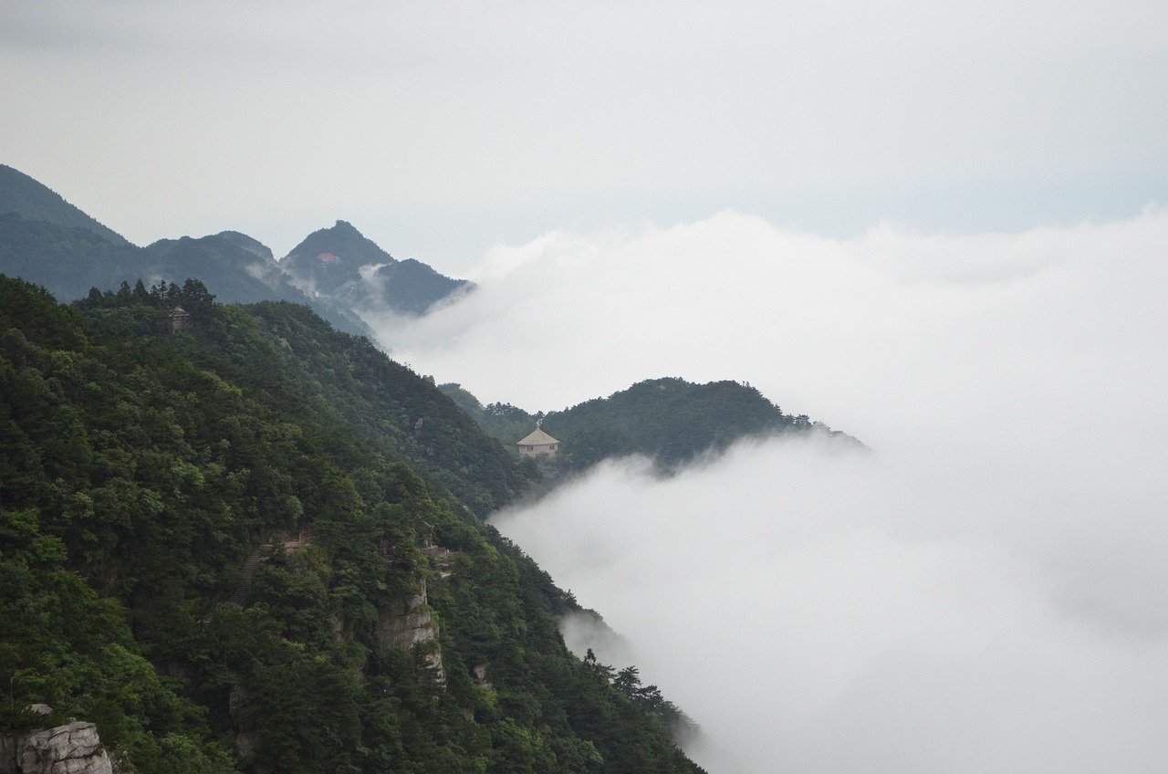天下第一泉｜庐山康王谷谷帘泉